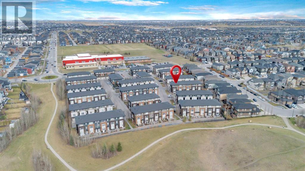Single Family House for Sale in  Evansridge Park NW Evanston Calgary 