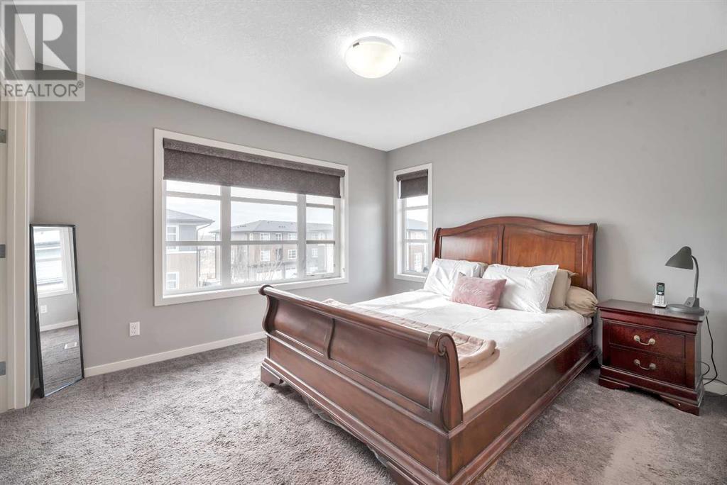 Single Family House for Sale in  Evansridge Park NW Evanston Calgary 