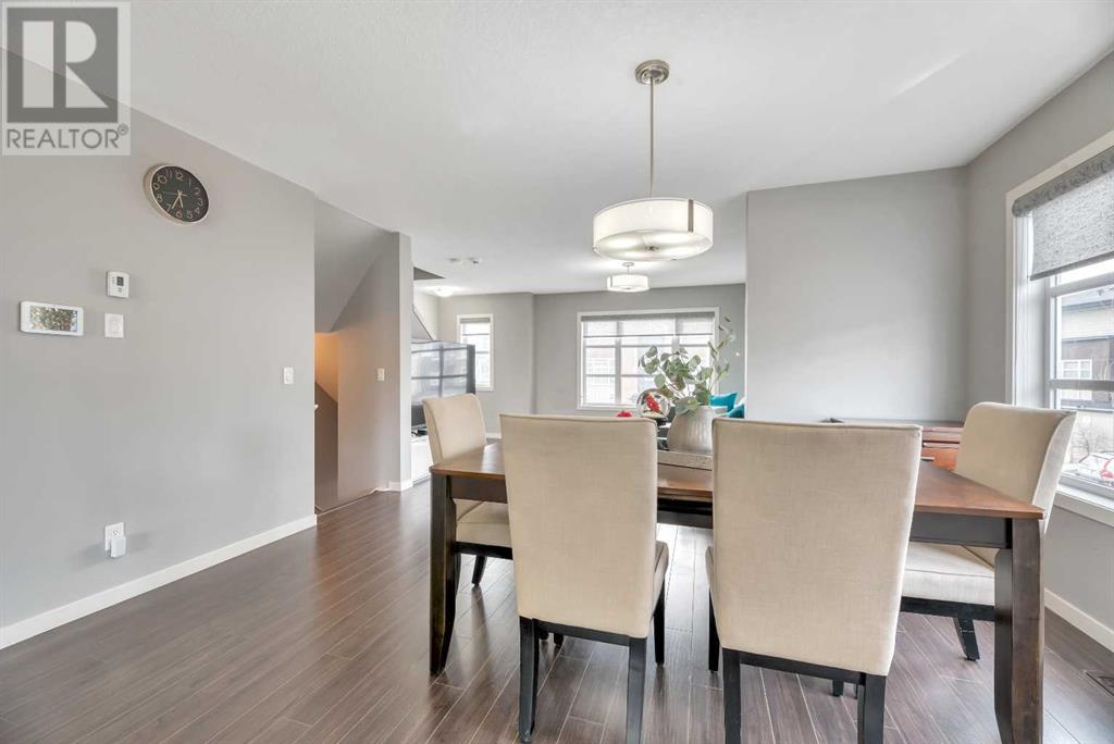 Single Family House for Sale in  Evansridge Park NW Evanston Calgary 
