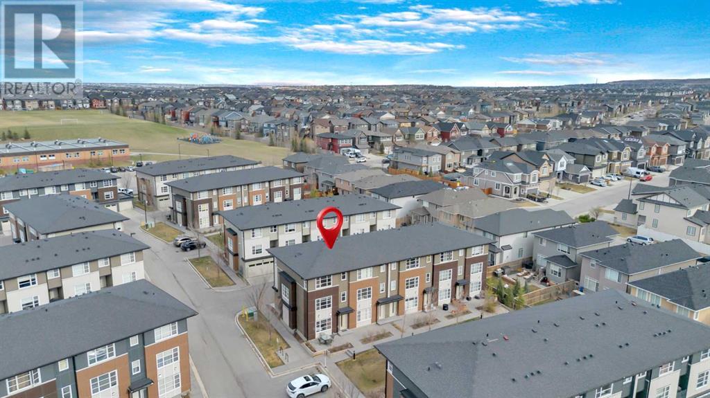 Single Family House for Sale in  Evansridge Park NW Evanston Calgary 