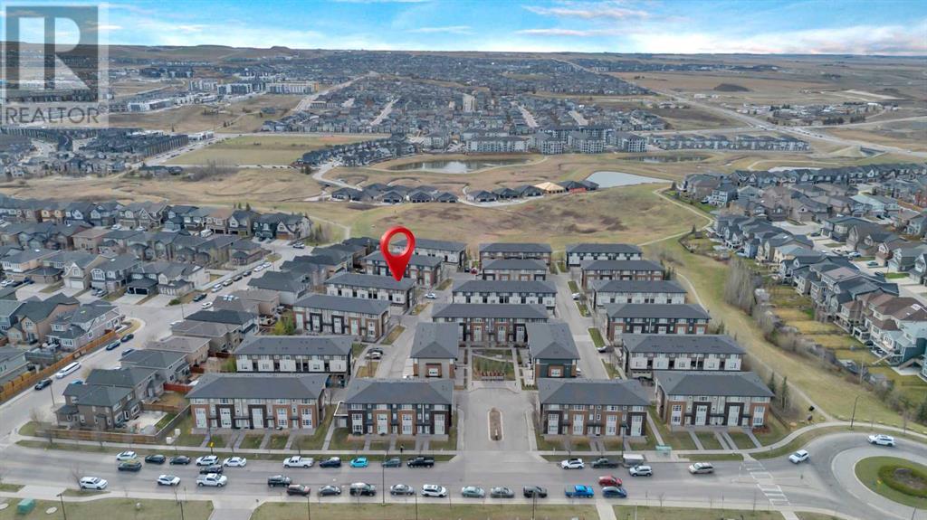 Single Family House for Sale in  Evansridge Park NW Evanston Calgary 