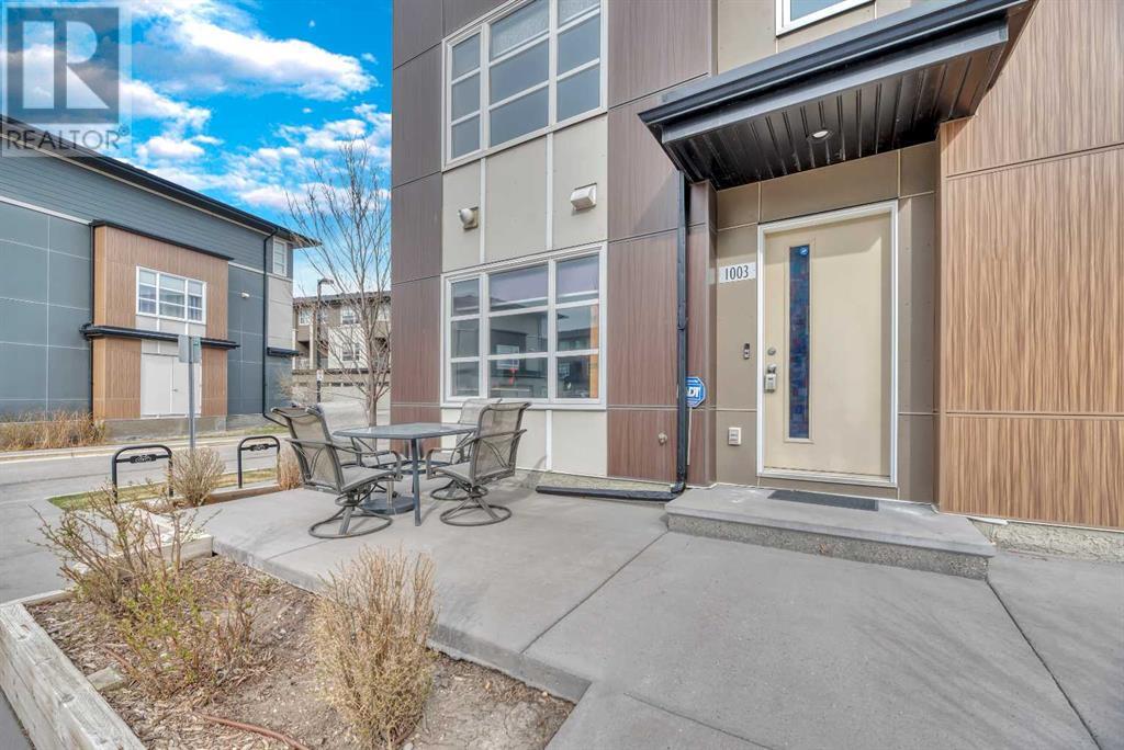 Single Family House for Sale in  Evansridge Park NW Evanston Calgary 