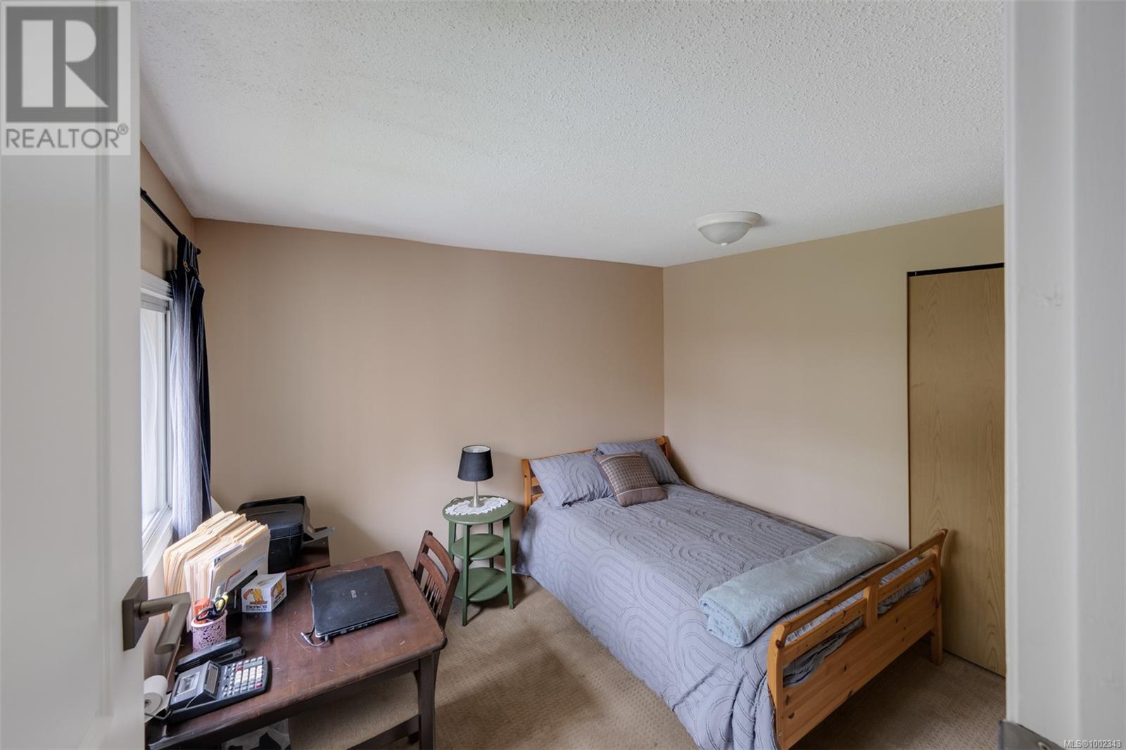 Photo 15 of 734 Latoria Rd, Langford BC