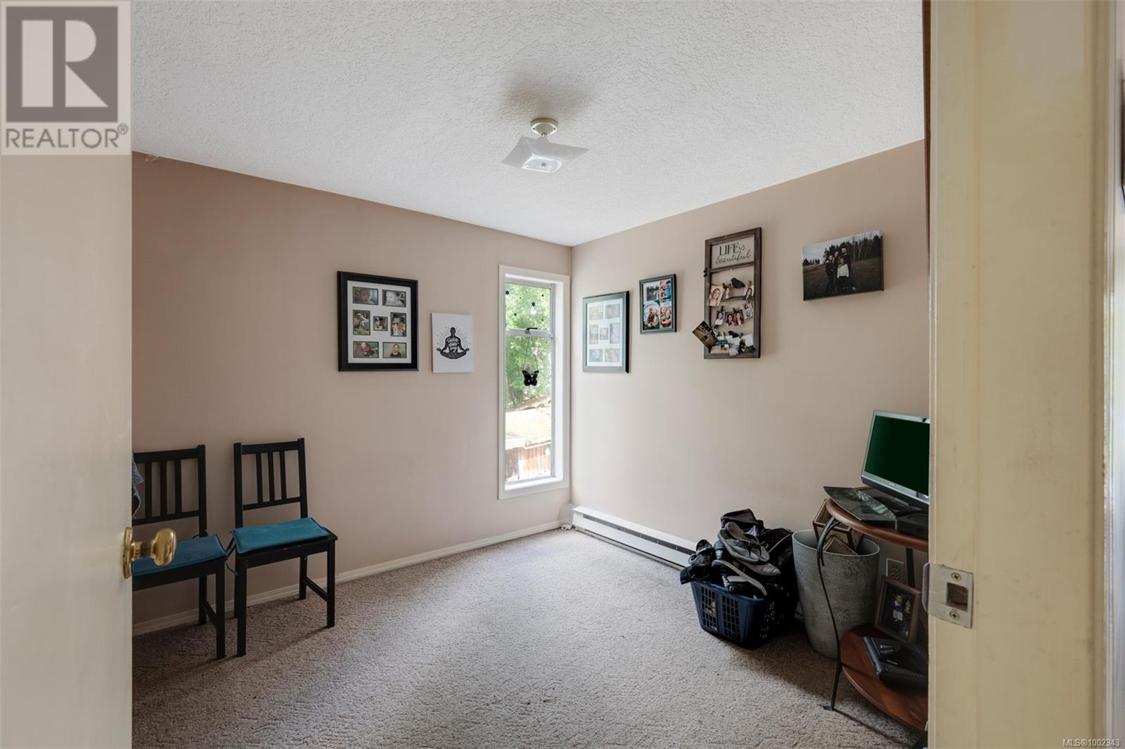 Photo 31 of 734 Latoria Rd, Langford BC