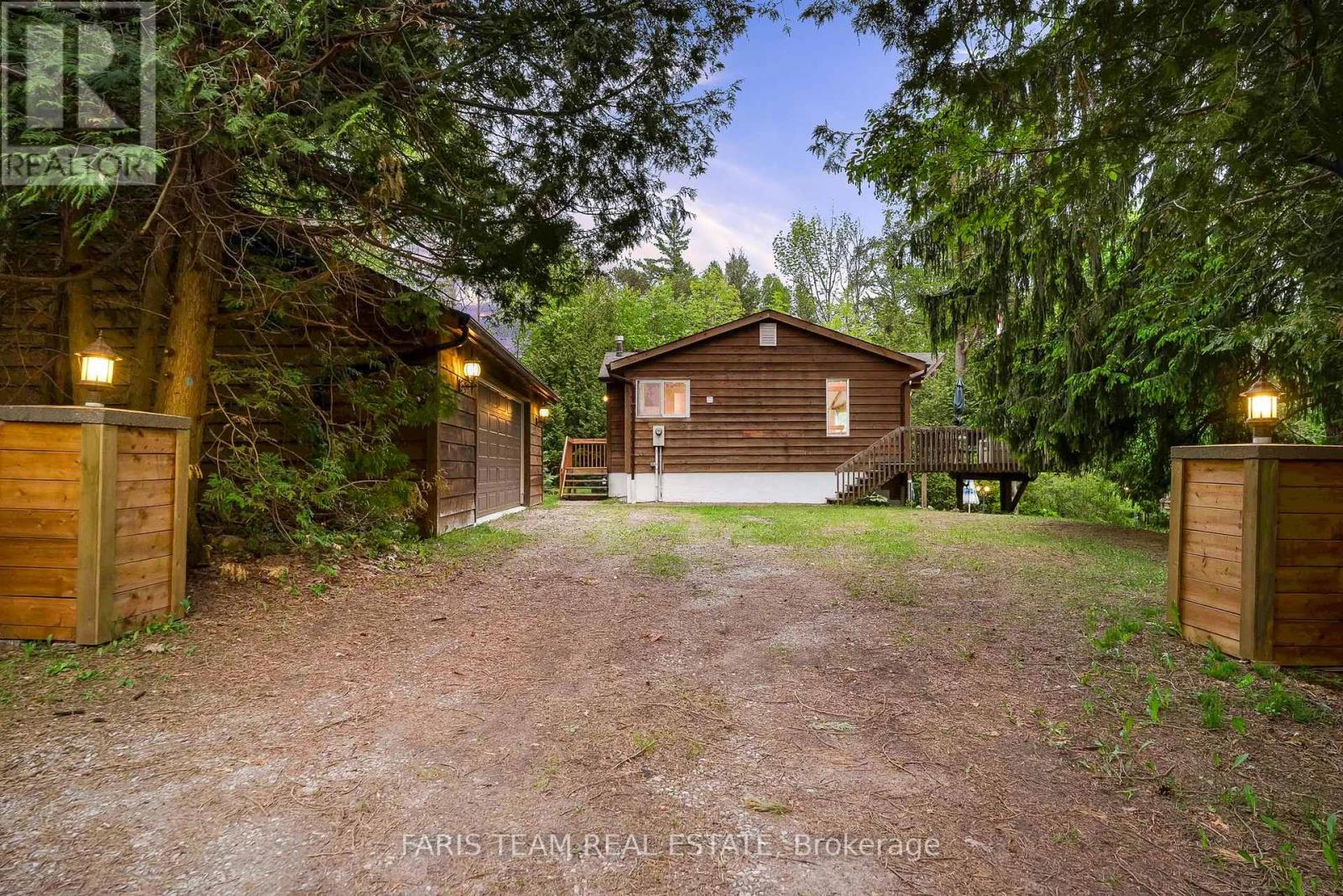 Photo 14 of 2385 Whetham Road, Springwater ON