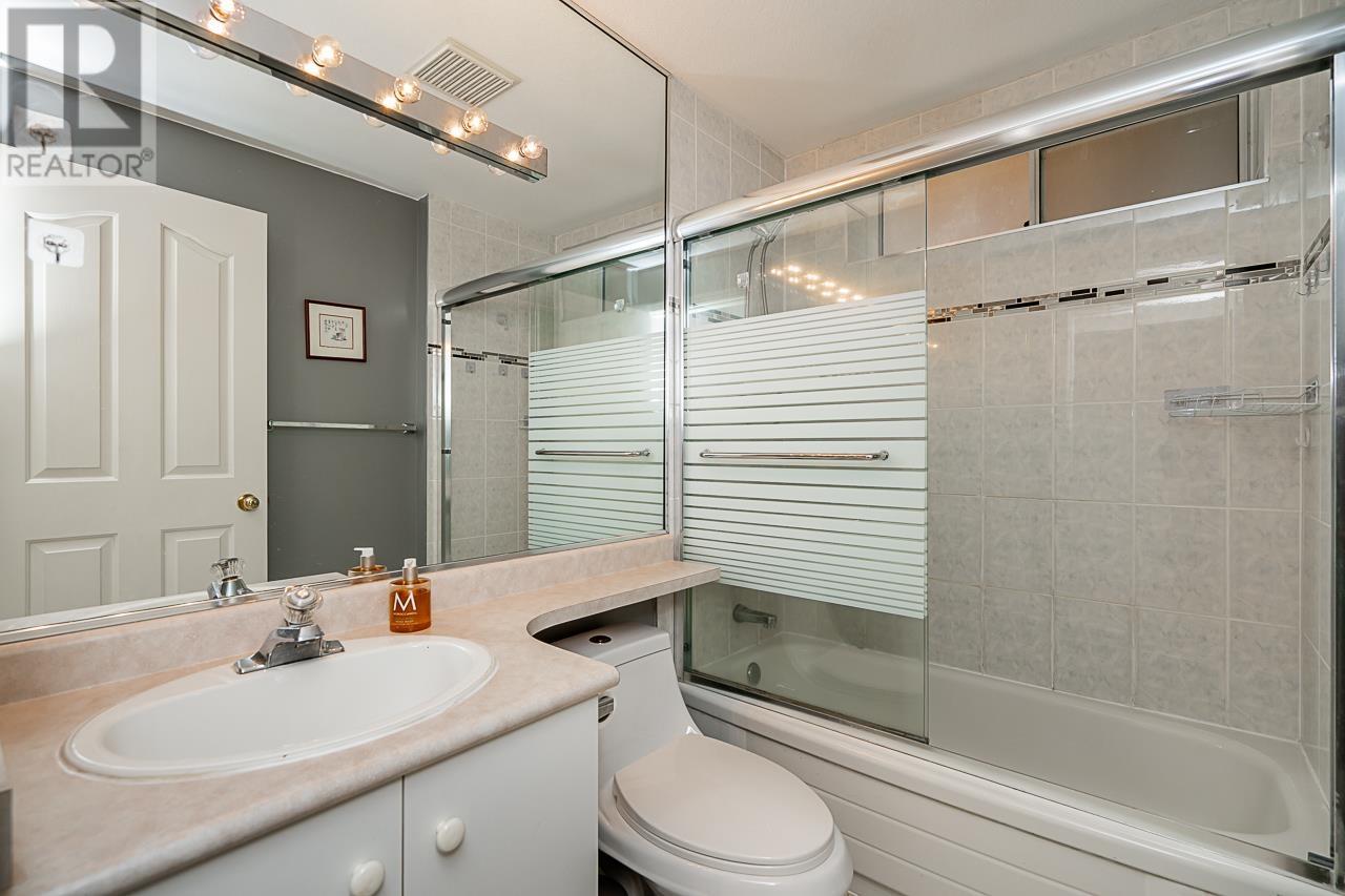 Photo 35 of 2133 W 49th Avenue, Vancouver BC