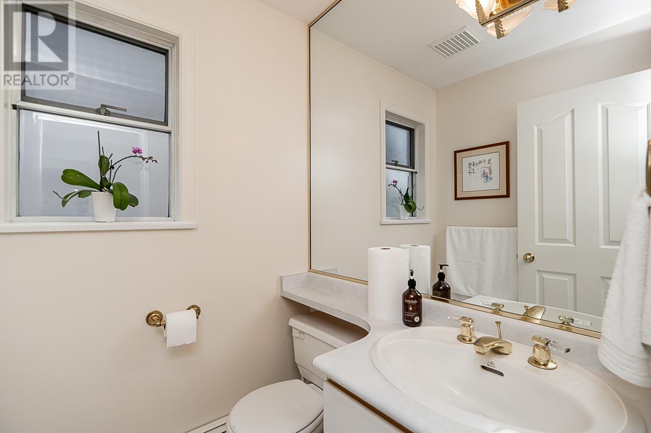 Photo 27 of 2133 W 49th Avenue, Vancouver BC
