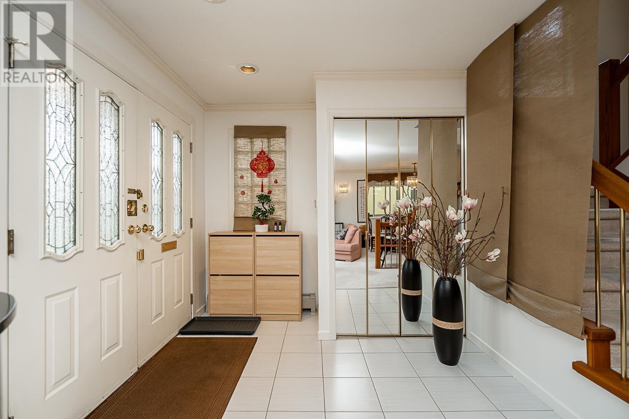 Photo 5 of 2133 W 49th Avenue, Vancouver BC