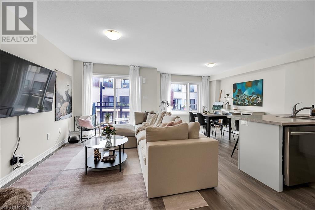 Photo 9 of 22 Dryden Lane, Hamilton ON
