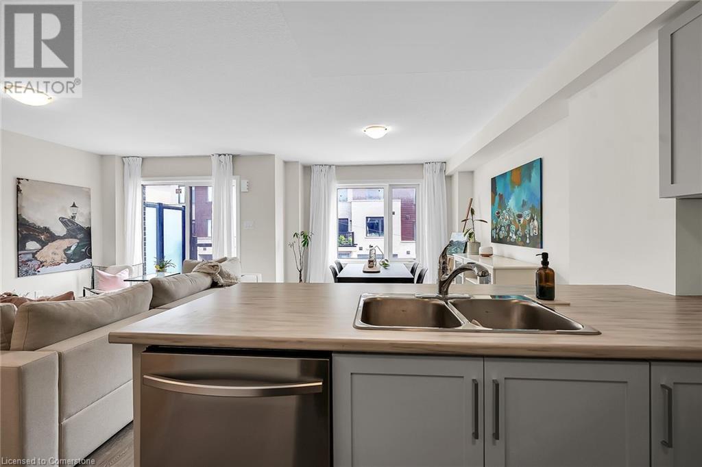 Photo 27 of 22 Dryden Lane, Hamilton ON