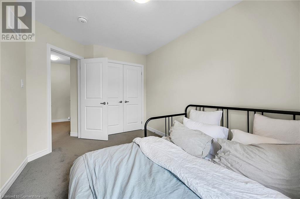 Photo 33 of 22 Dryden Lane, Hamilton ON