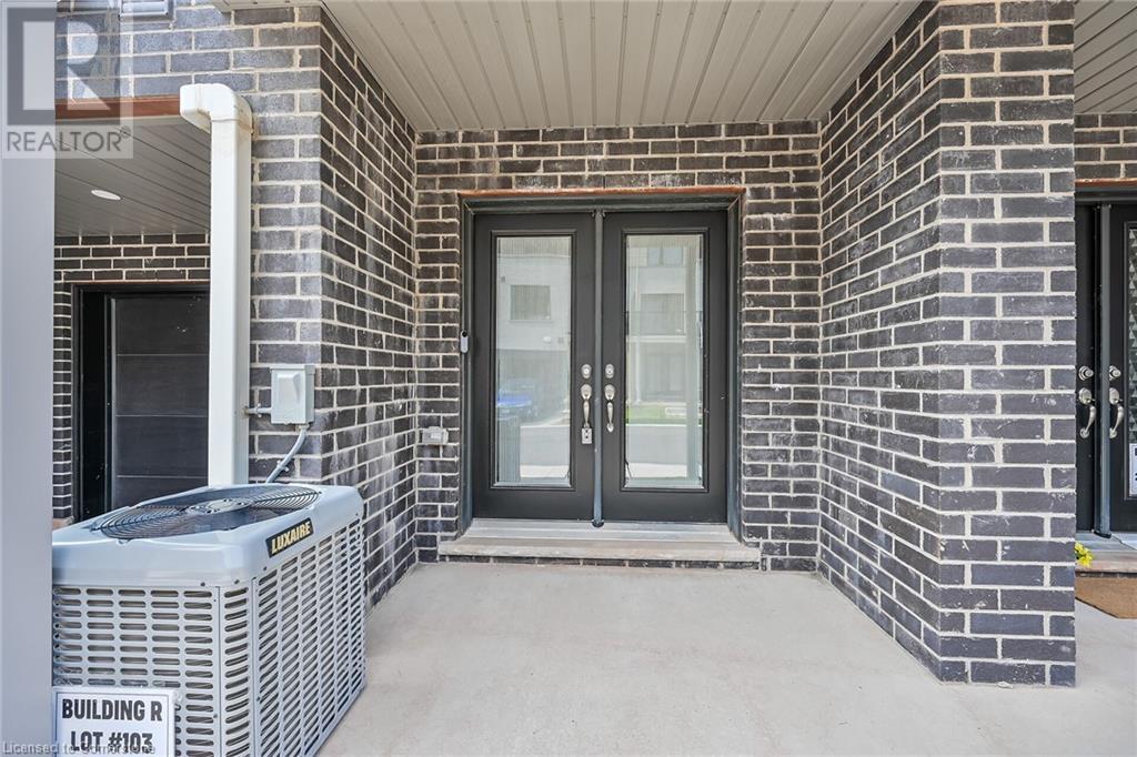 Photo 6 of 22 Dryden Lane, Hamilton ON