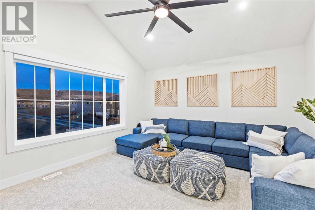 164 Vantage Drive, Cochrane