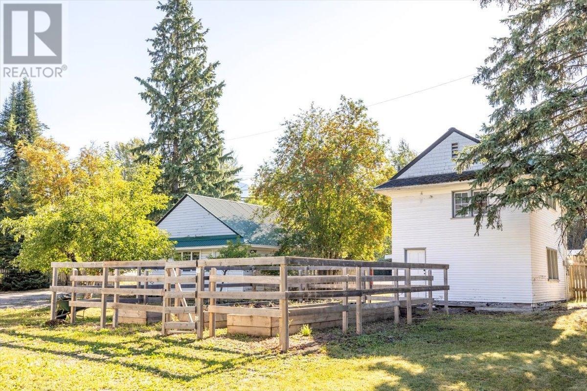 9 PARK Crescent, Fernie