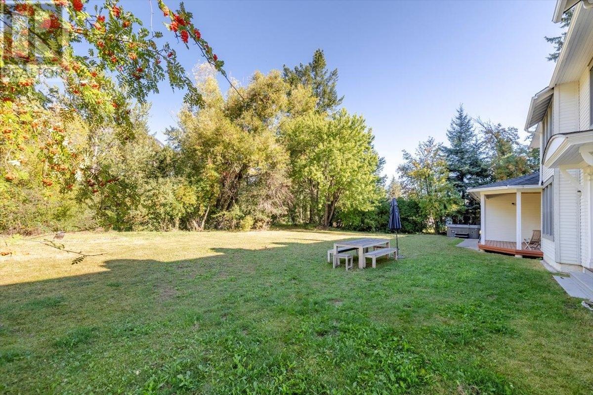 9 PARK Crescent, Fernie