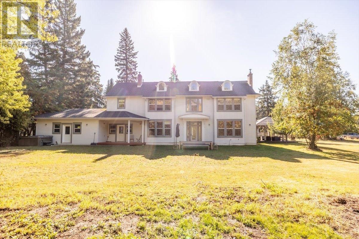 9 PARK Crescent, Fernie