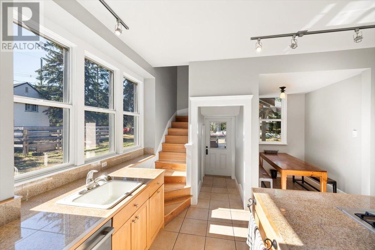 9 PARK Crescent, Fernie