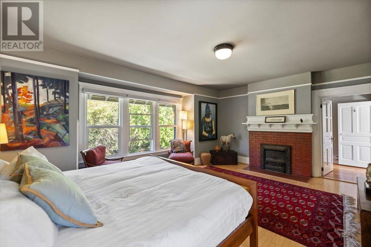 9 PARK Crescent, Fernie
