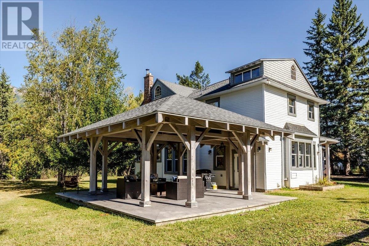 9 PARK Crescent, Fernie