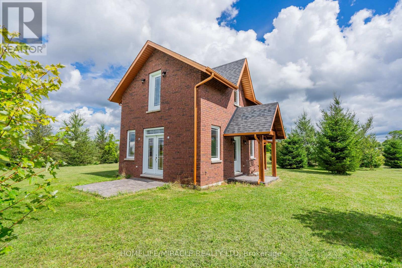 #13 528 CONCESSION ROAD E - 4