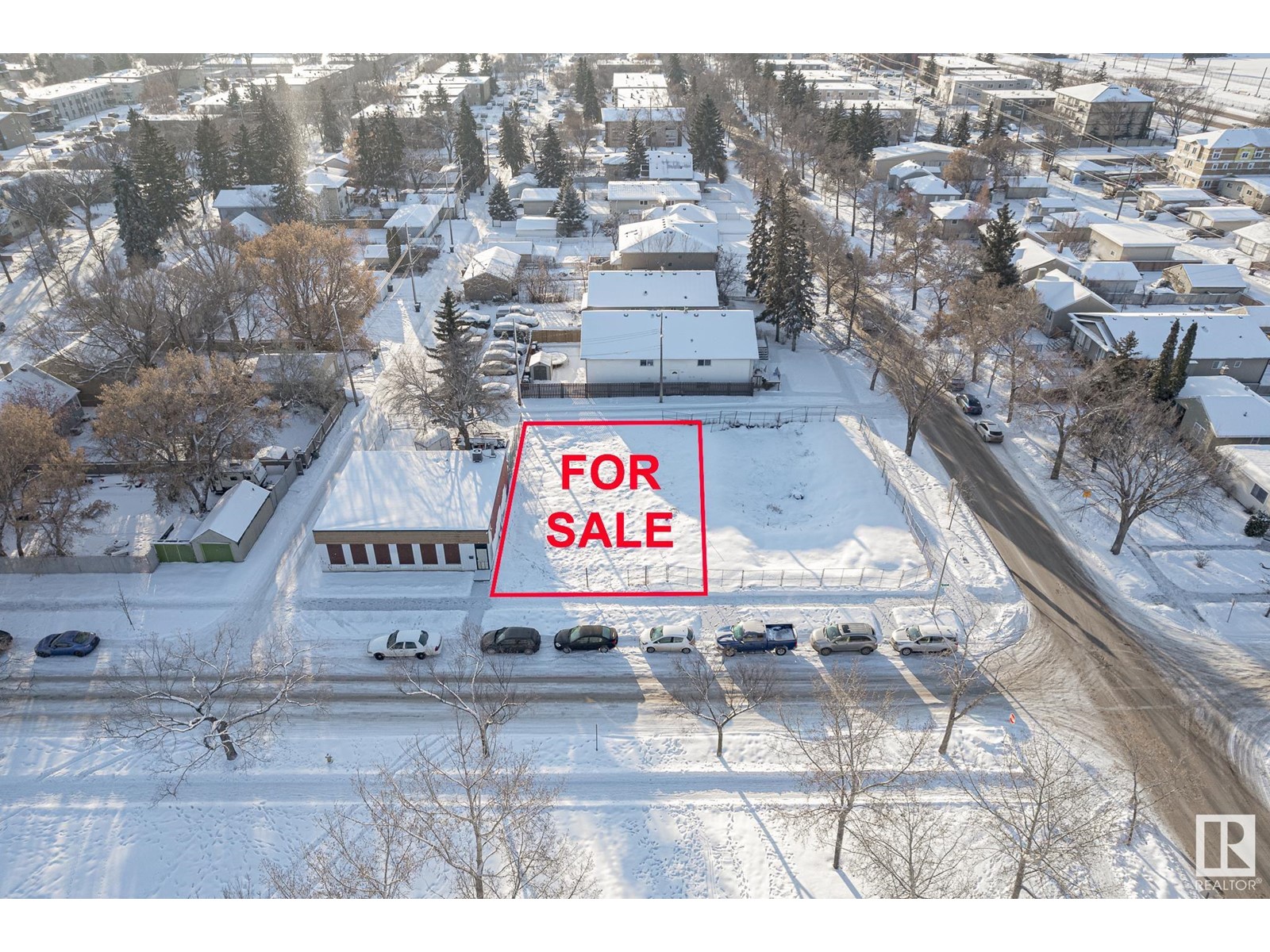 Photo 8 of 10411 121 Av Nw, Edmonton AB