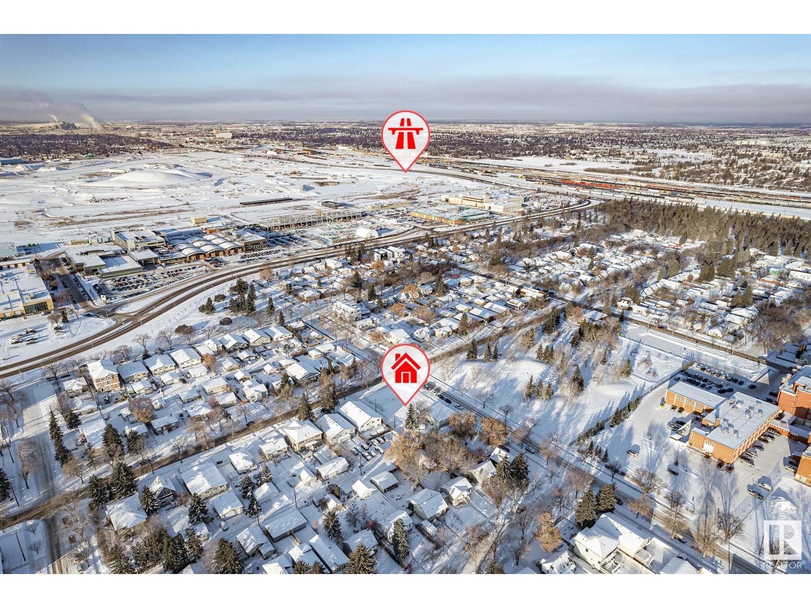 Photo 7 of 10411 121 Av Nw, Edmonton AB
