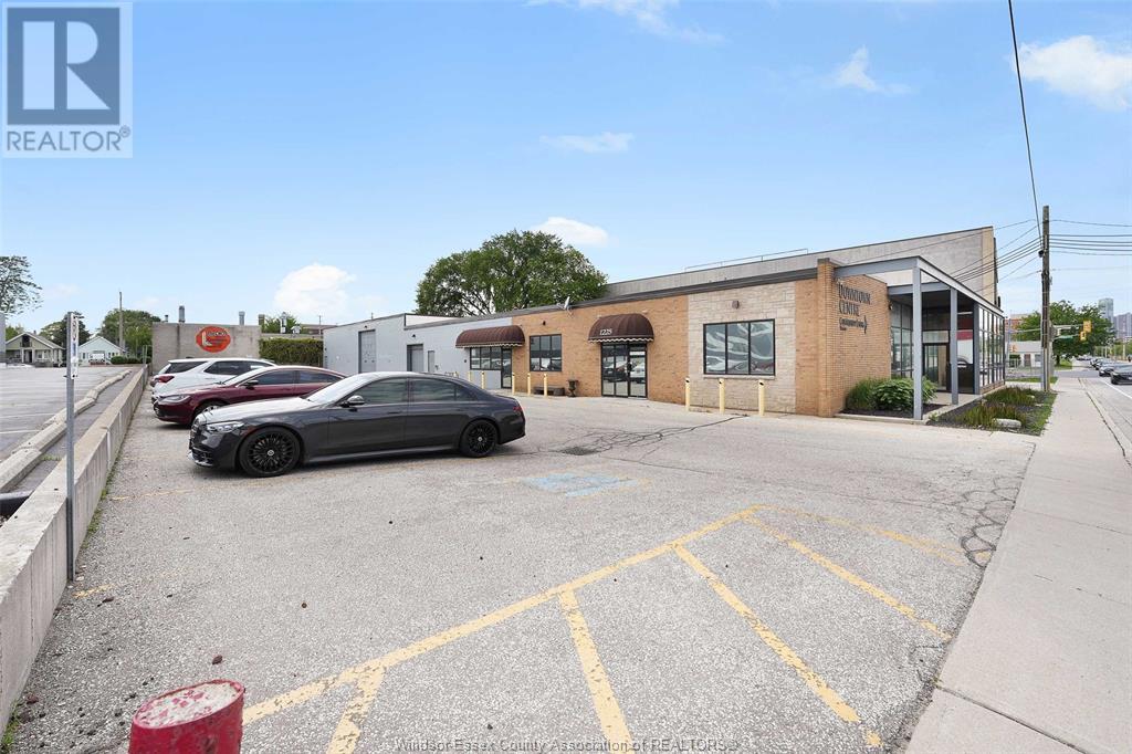 Photo 6 of 1225 Mcdougall, Windsor ON