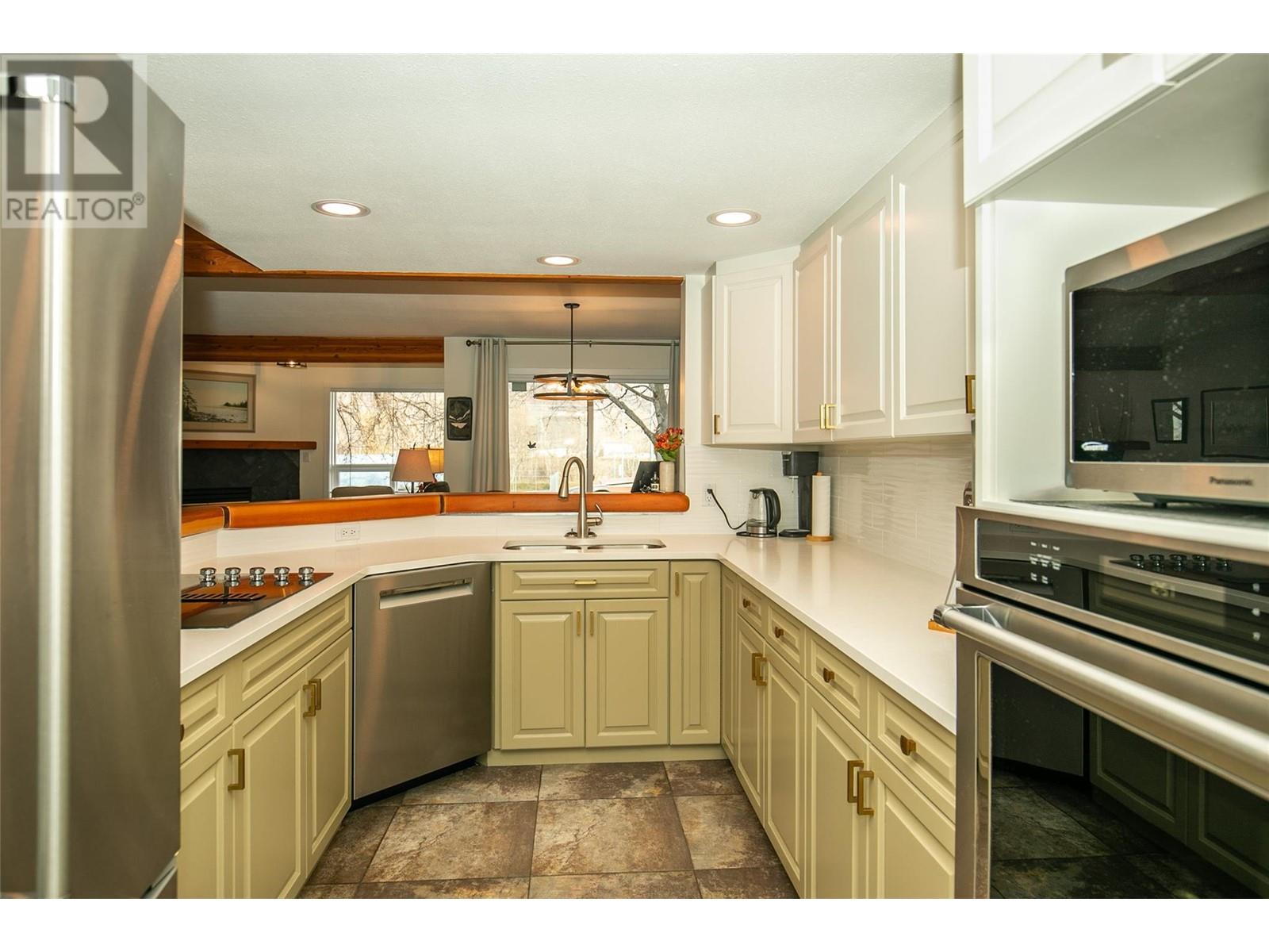 Photo 12 of 763 Front Street Unit 12, Kamloops BC