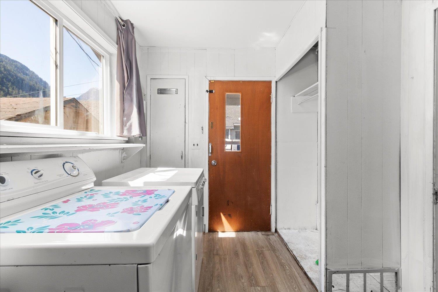 342 HUDSON BAY STREET, Hope, Hope