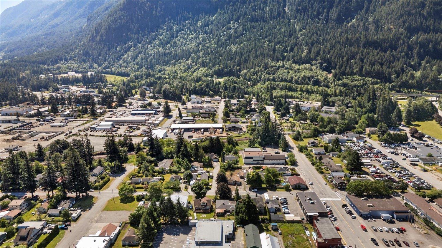 342 HUDSON BAY STREET, Hope, Hope