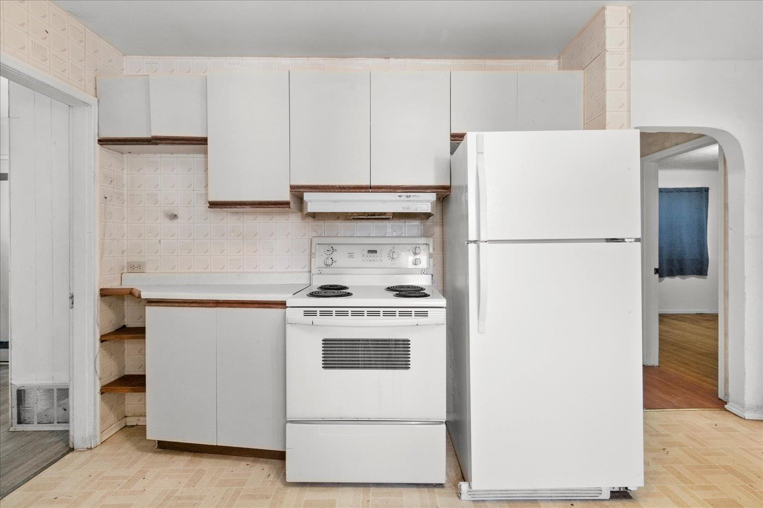 342 HUDSON BAY STREET, Hope, Hope