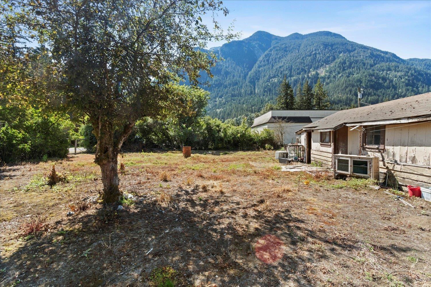 342 HUDSON BAY STREET, Hope, Hope