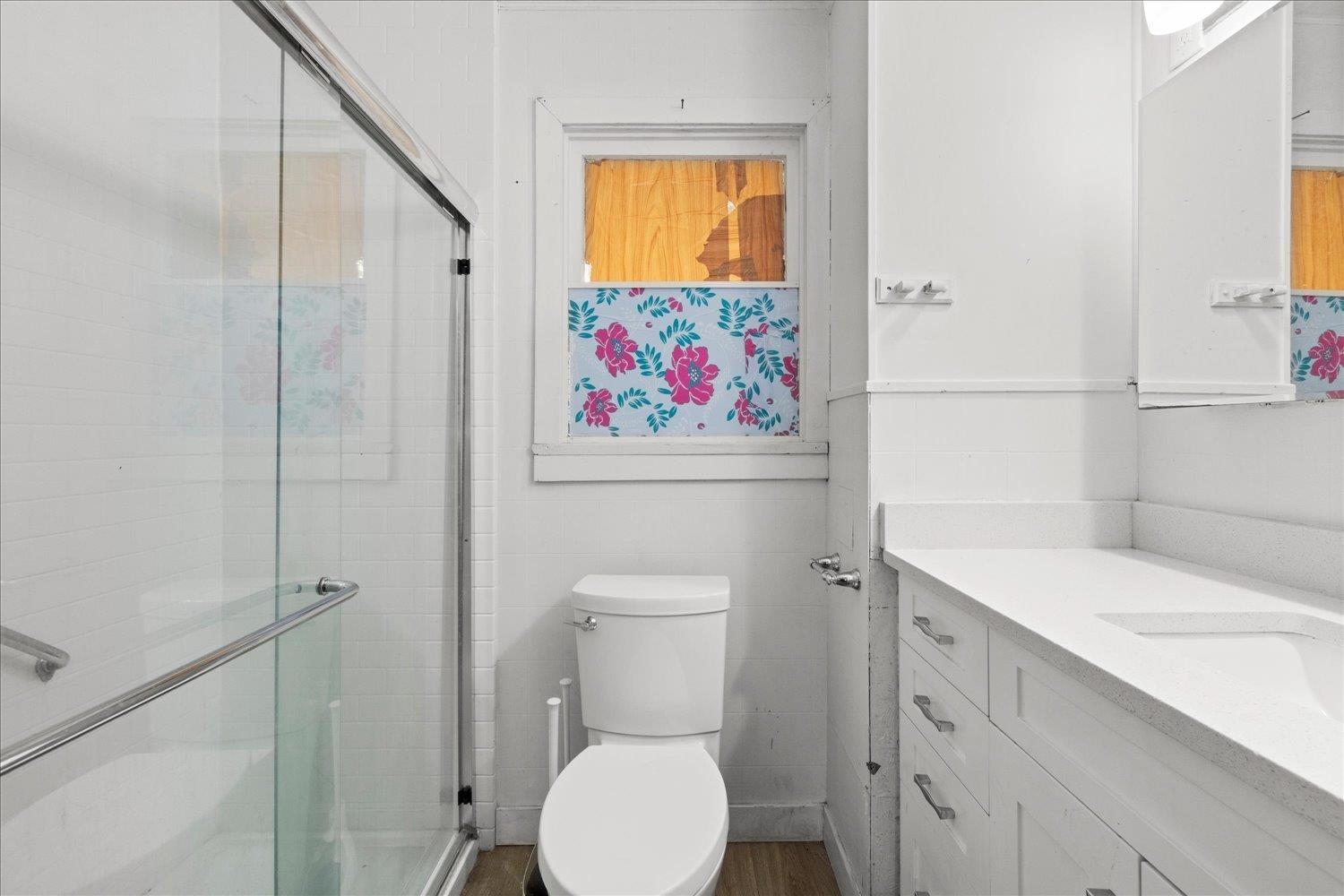 342 HUDSON BAY STREET, Hope, Hope