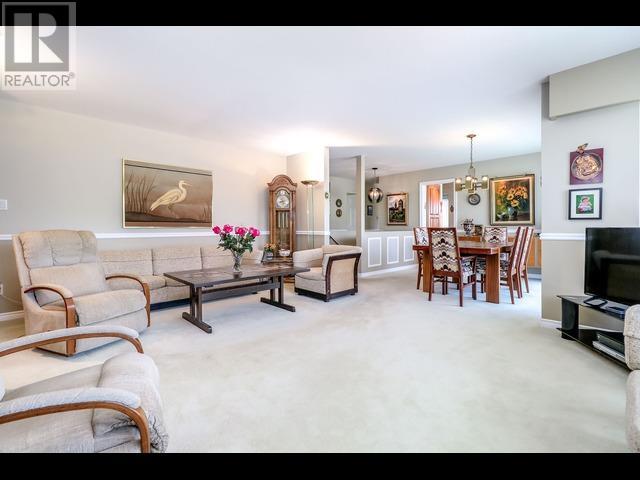 Photo 20 of 6005 Humphries Place, Burnaby BC