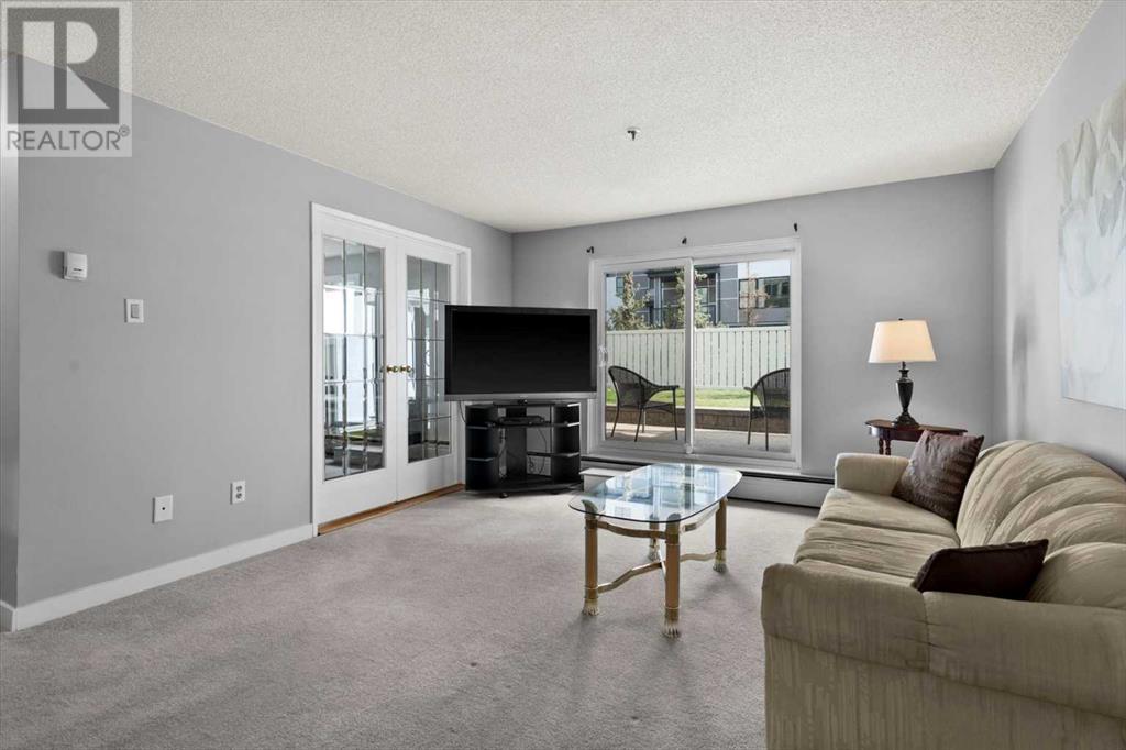 Single Family House for Sale in    Avenue SW Windsor Park Calgary 