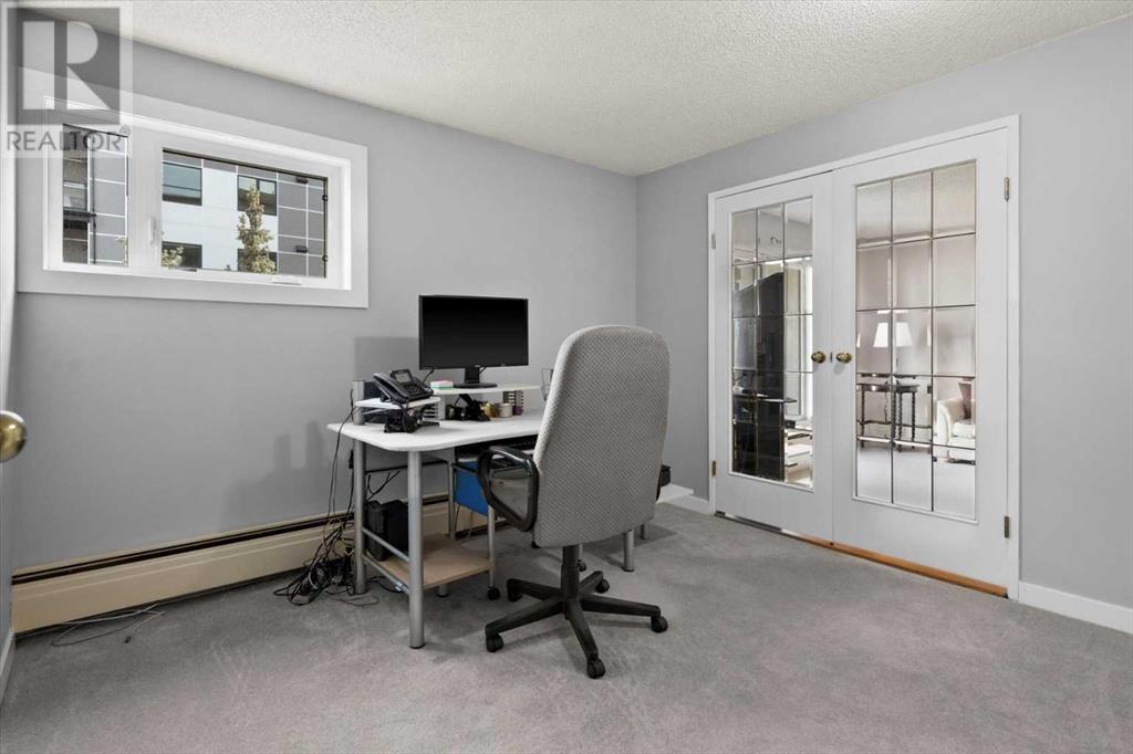 Single Family House for Sale in    Avenue SW Windsor Park Calgary 