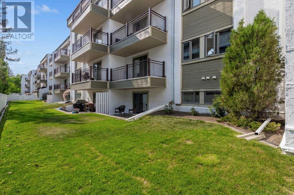 Single Family House for Sale in    Avenue SW Windsor Park Calgary 