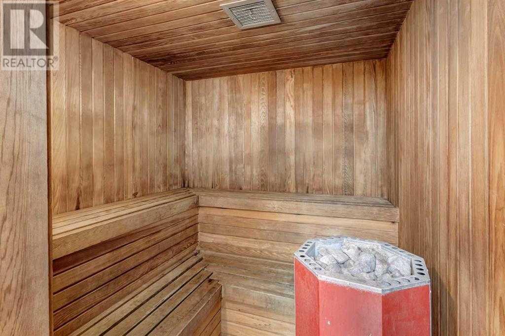 Single Family House for Sale in    Avenue SW Windsor Park Calgary 