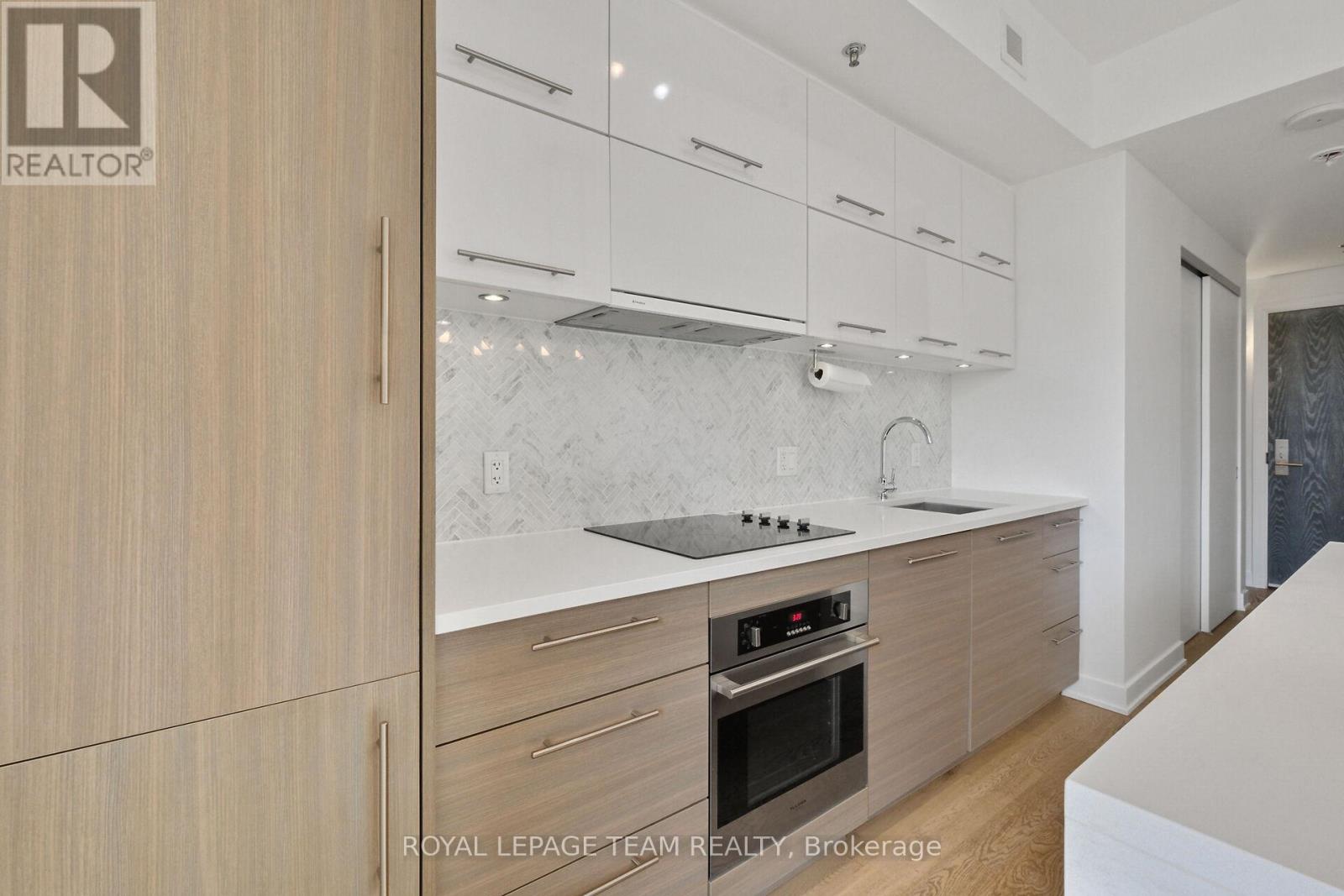 Photo 17 of 604 428 Sparks Street, Ottawa ON