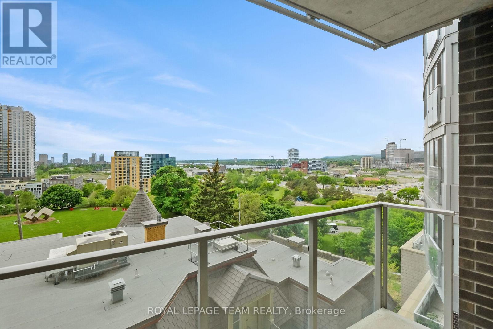 Photo 24 of 604 428 Sparks Street, Ottawa ON