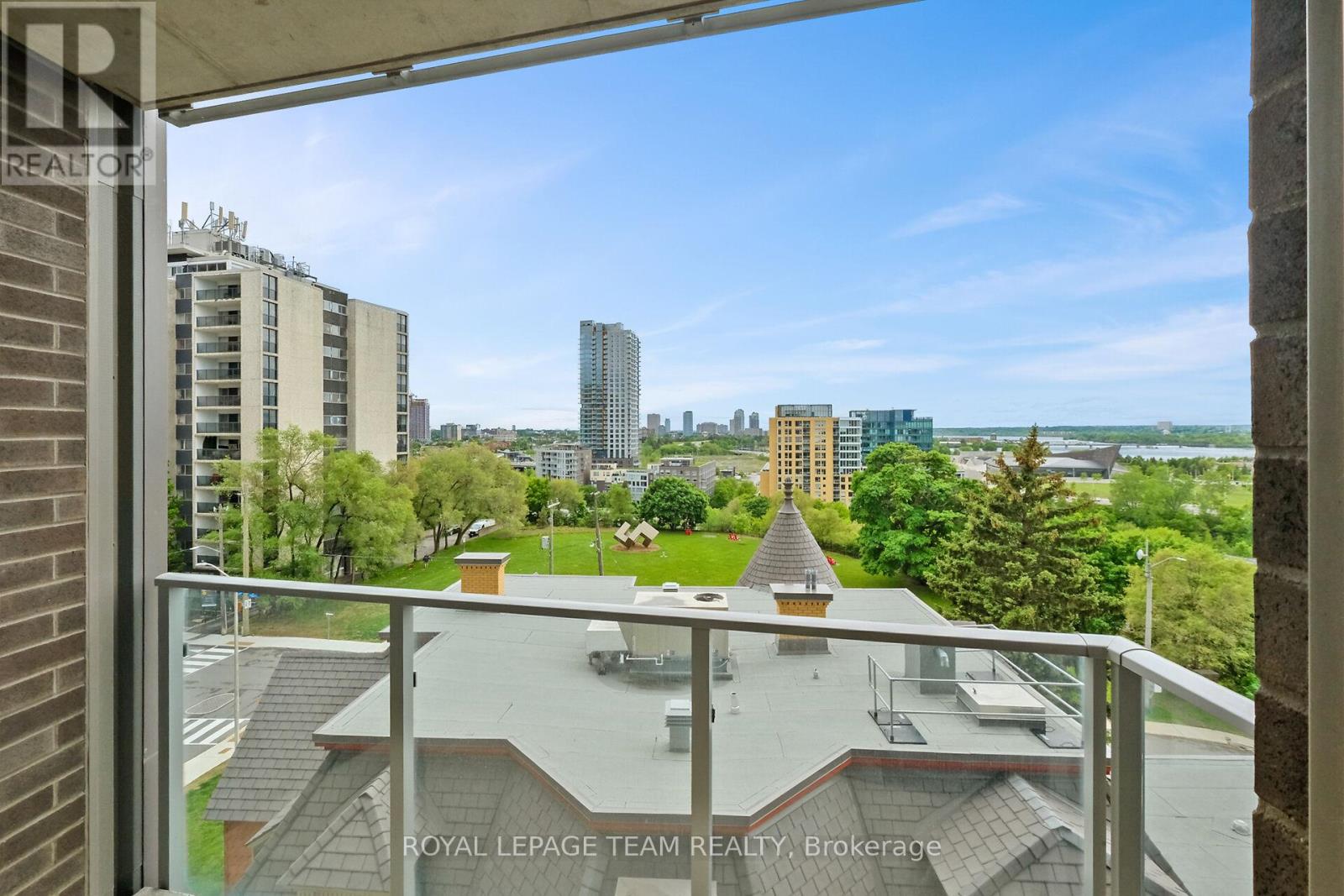 Photo 44 of 604 428 Sparks Street, Ottawa ON