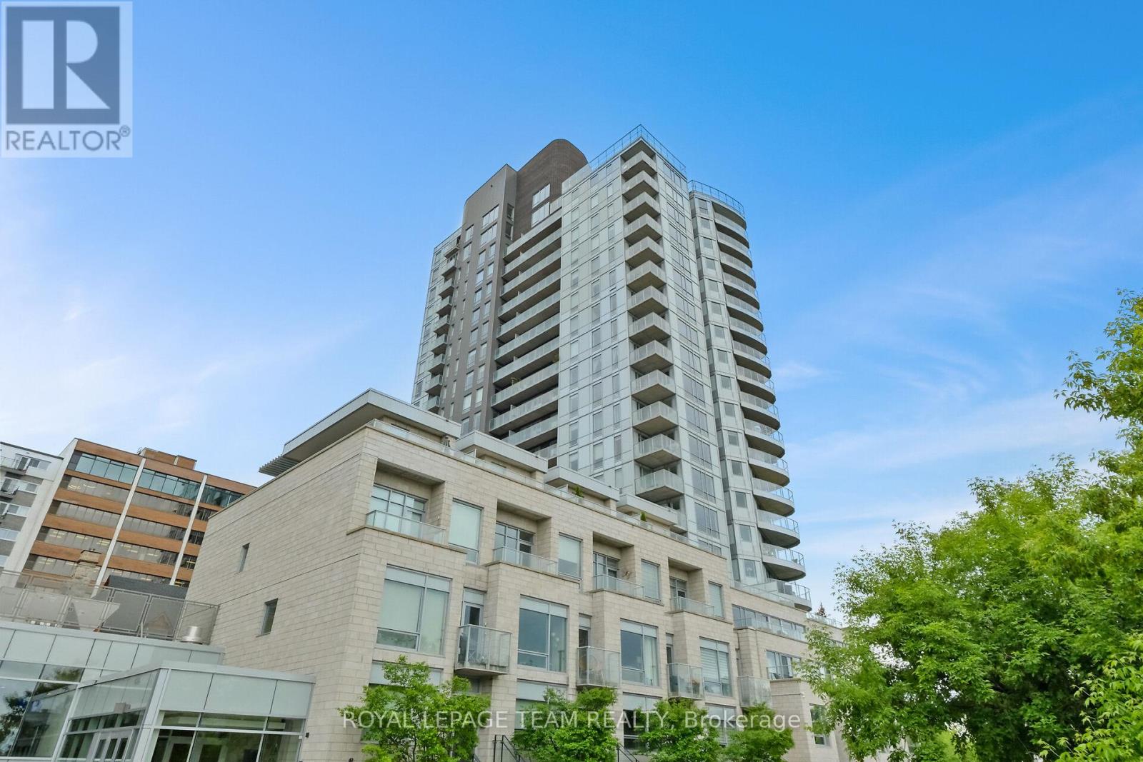 Photo 2 of 604 428 Sparks Street, Ottawa ON