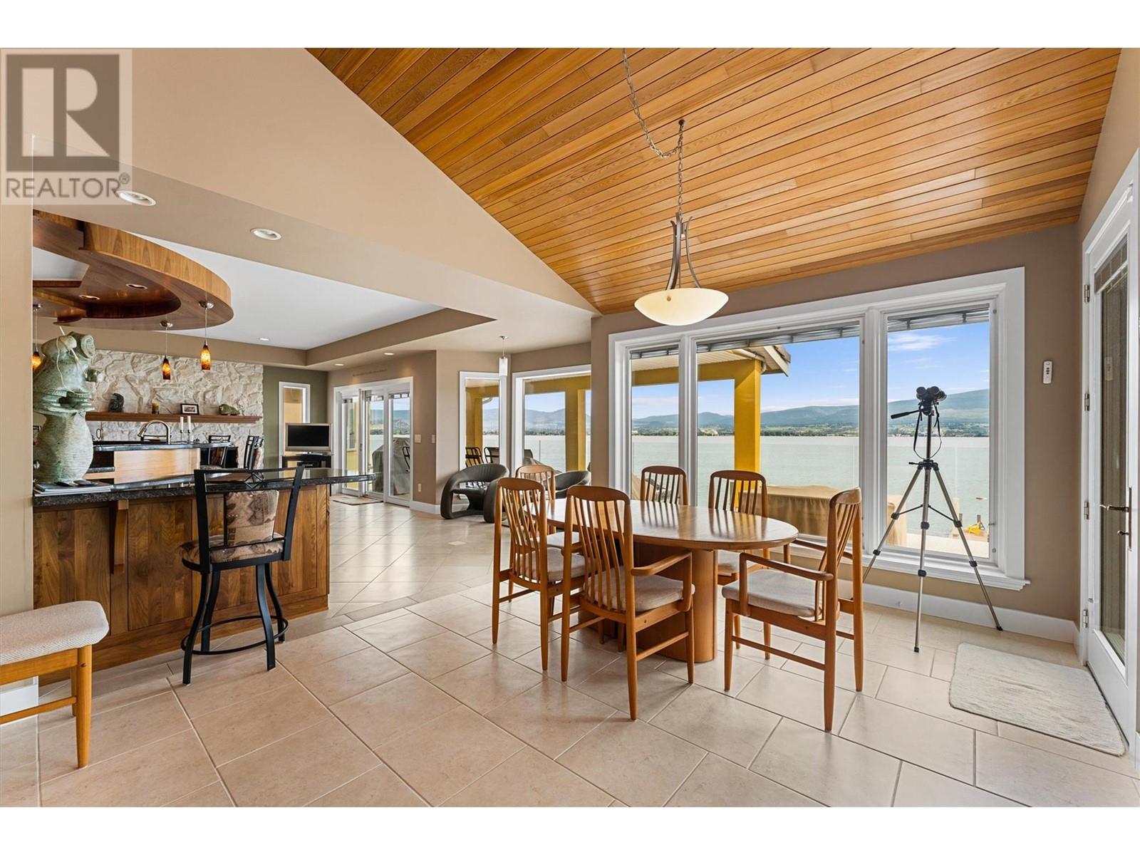  529 Zdralek Cove, West Kelowna
