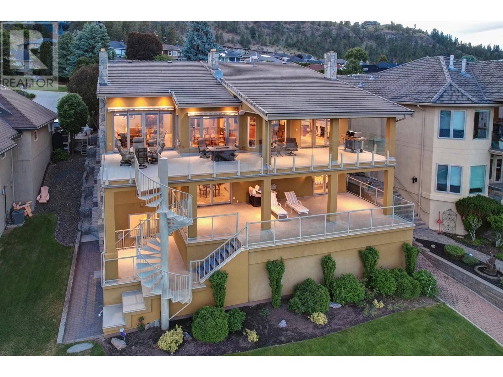  529 Zdralek Cove, West Kelowna