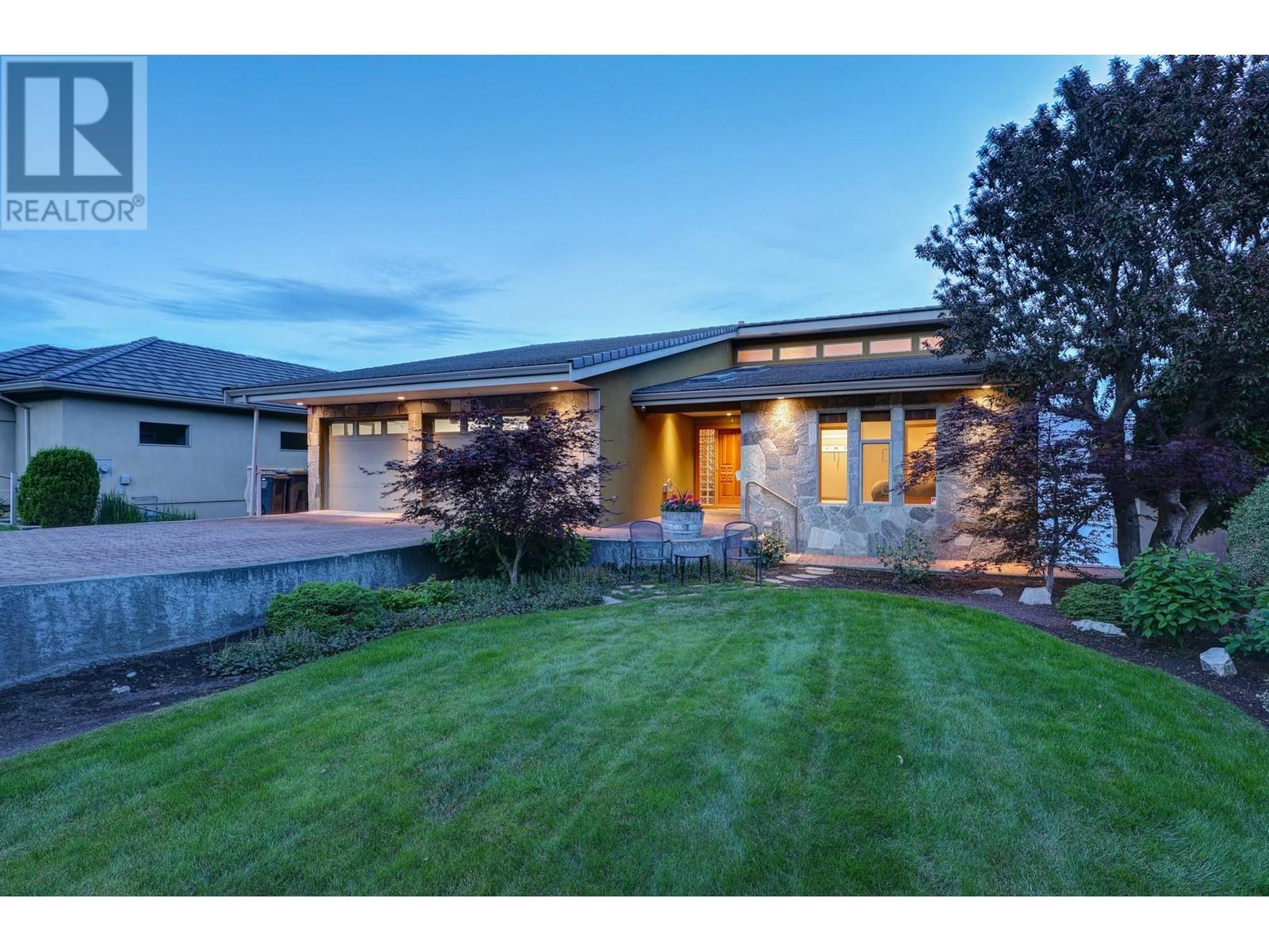  529 Zdralek Cove, West Kelowna