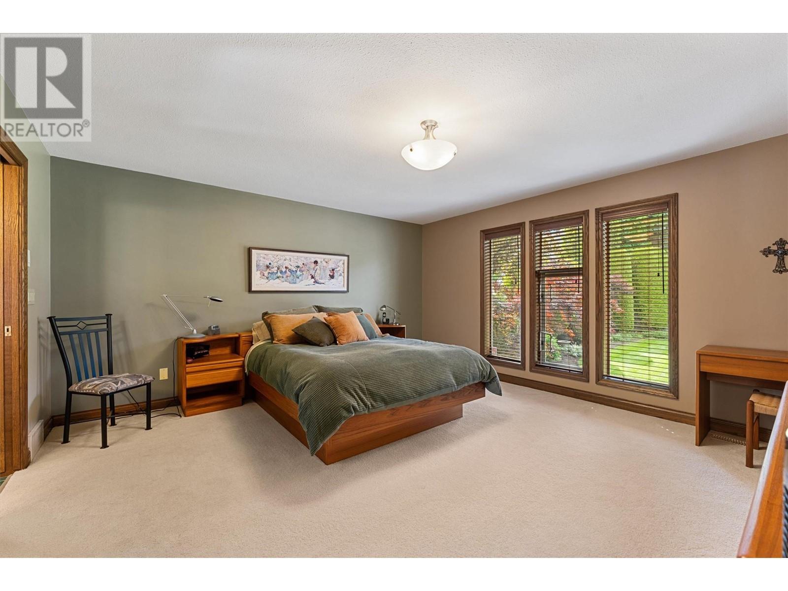  529 Zdralek Cove, West Kelowna