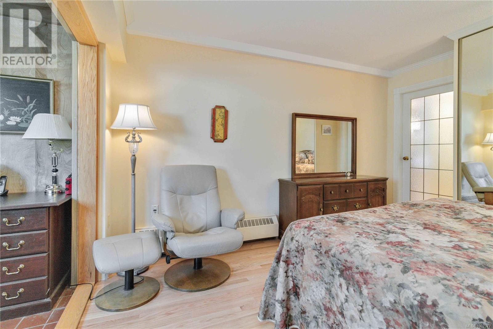 104 2050 White Birch Road, Sidney