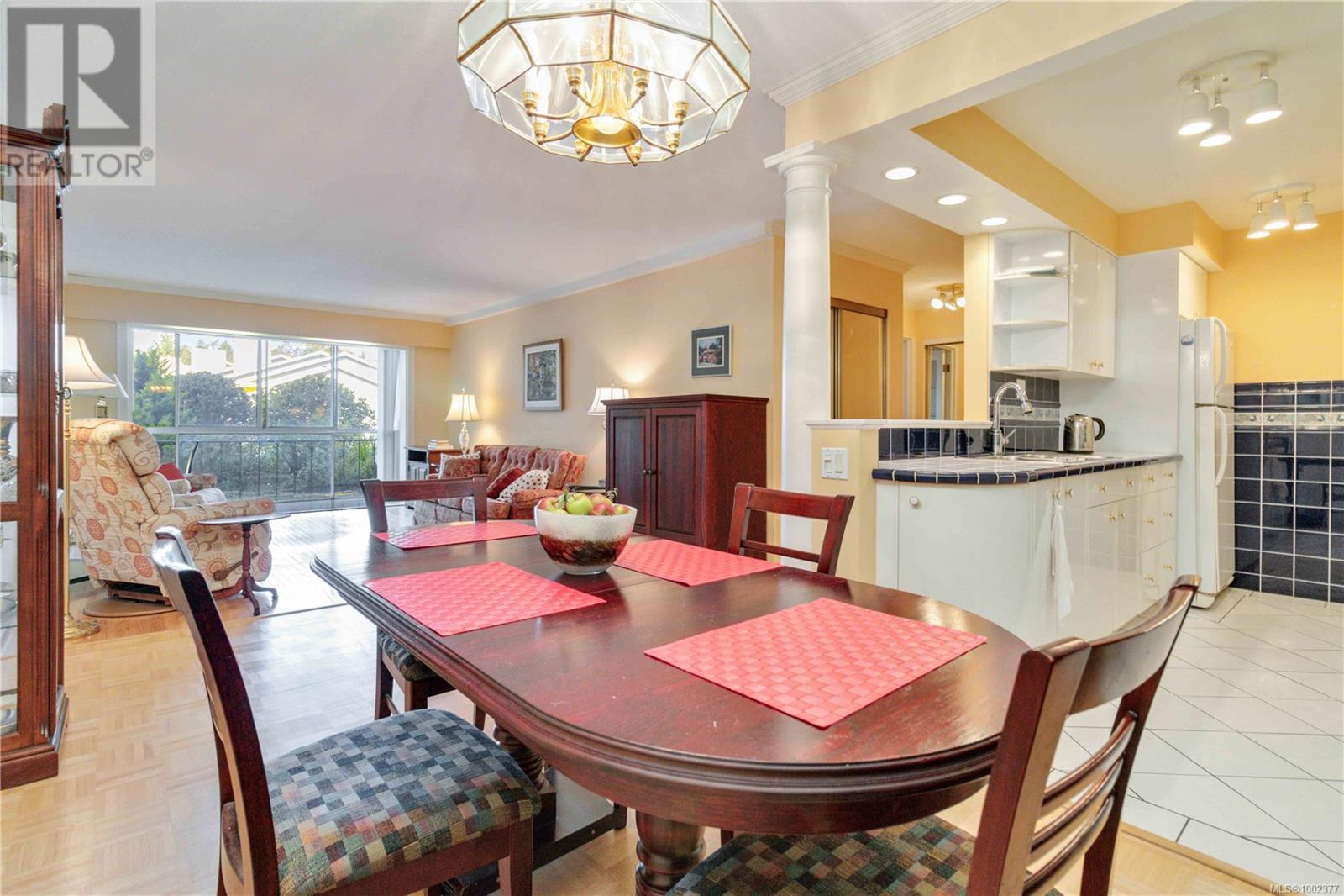 104 2050 White Birch Road, Sidney