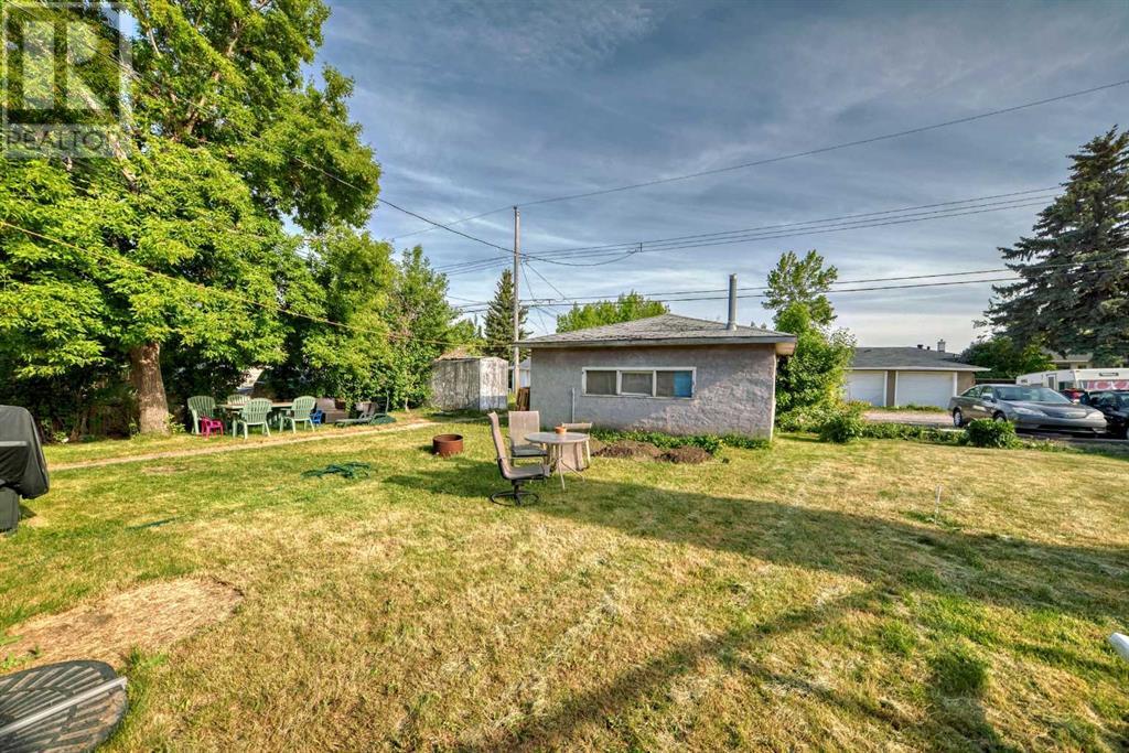Single Family House Bungalow for Sale in  Renfrew Drive Renfrew Calgary 