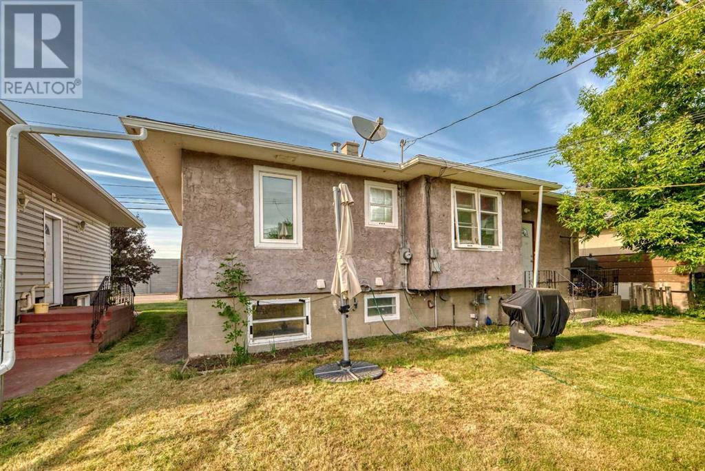Single Family House Bungalow for Sale in  Renfrew Drive Renfrew Calgary 